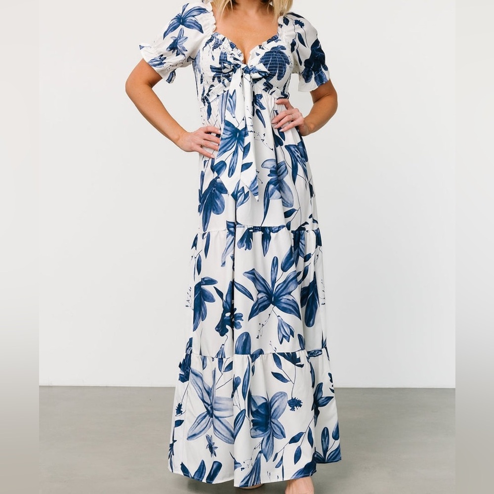Baltic Born Hilaria MATERNITY Maxi Dress, short sleeve floral blue white NWOT.